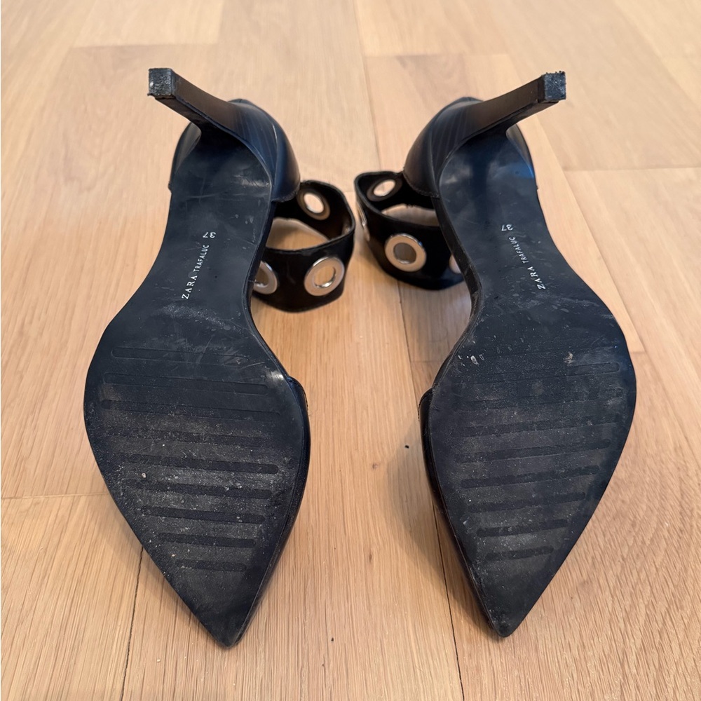 Zara Black Pointed Toe Heels with Silver Grommet Detail – Size 37 6.5 7 - Picture 6 of 6